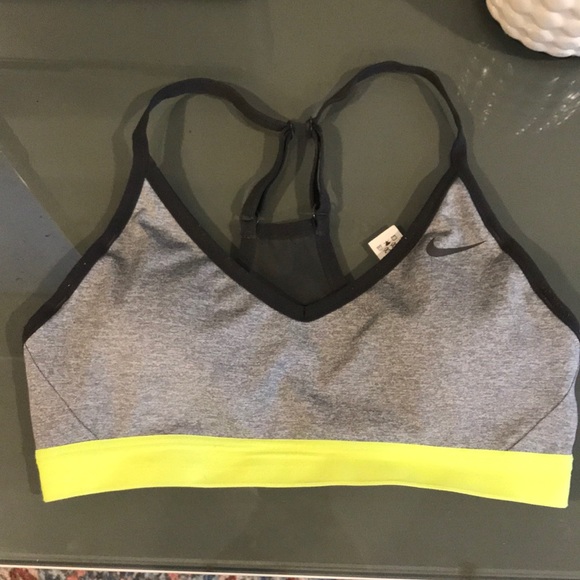 Nike Sports Bra - Picture 1 of 3